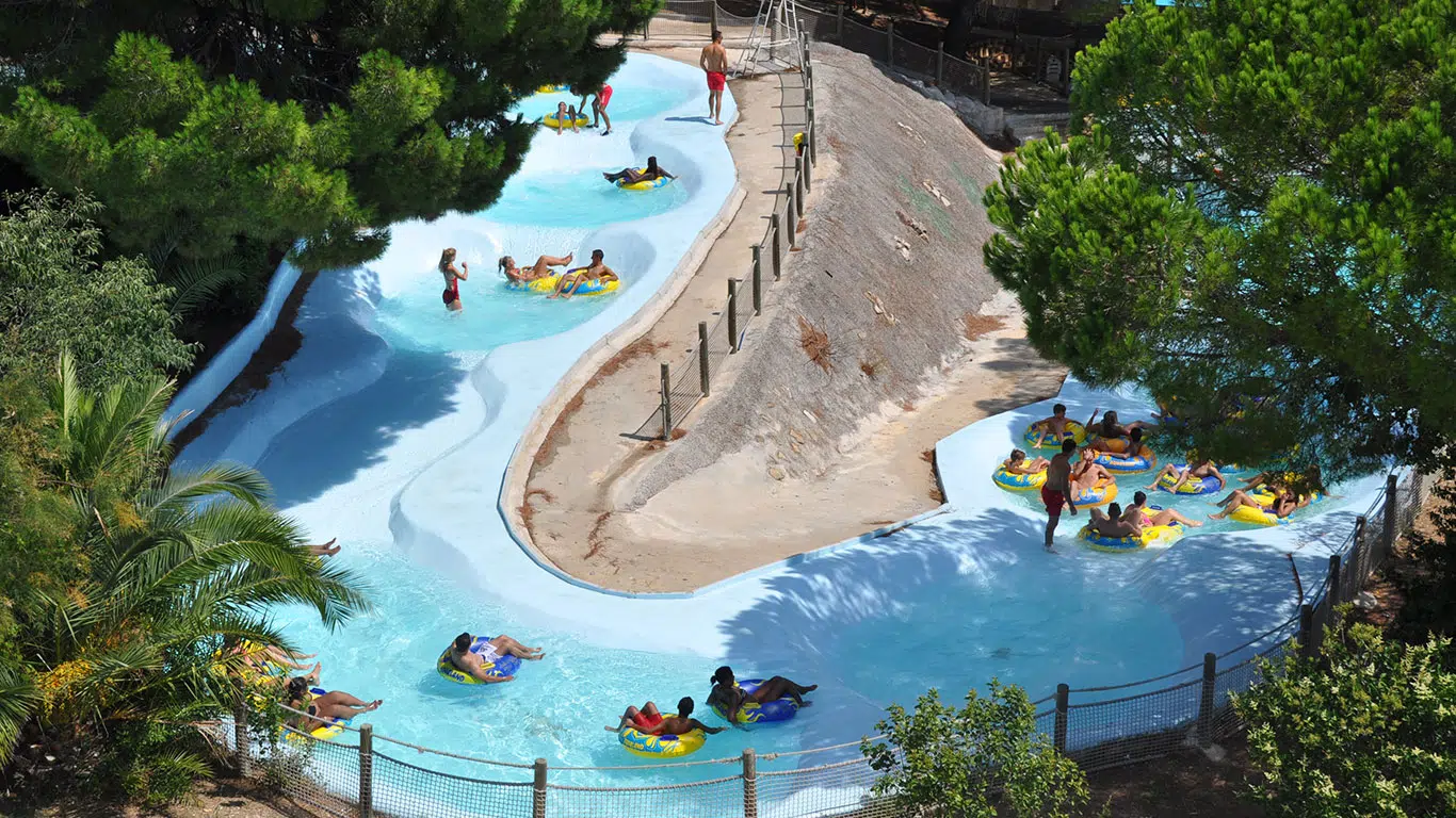 Aqualand Saint Cyr, idée de sorties parc attractions à Toulon et ses alentours