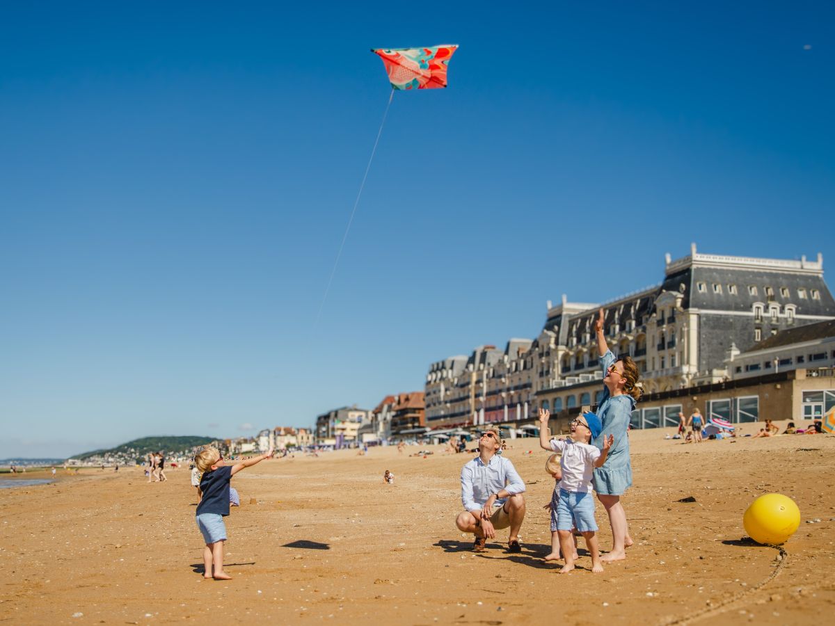Sorties enfants autour de Caen : Ouistreham, Bayeux, Cabourg, Deauville